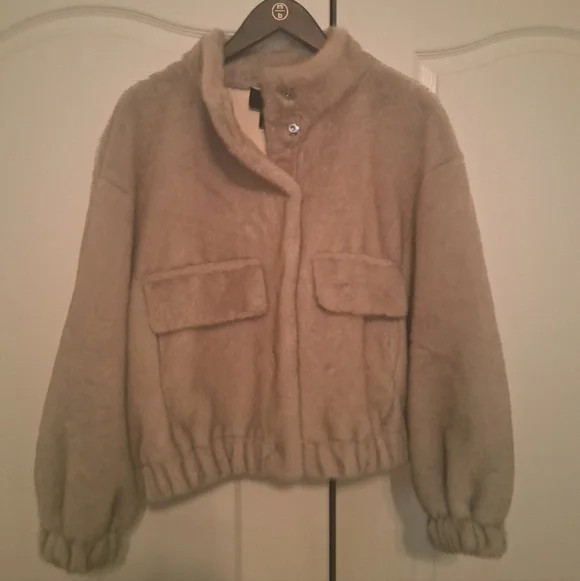 House Of Harlowe 1960 Beige Faux Mink Fur Jacket XS - Picture 4 of 10